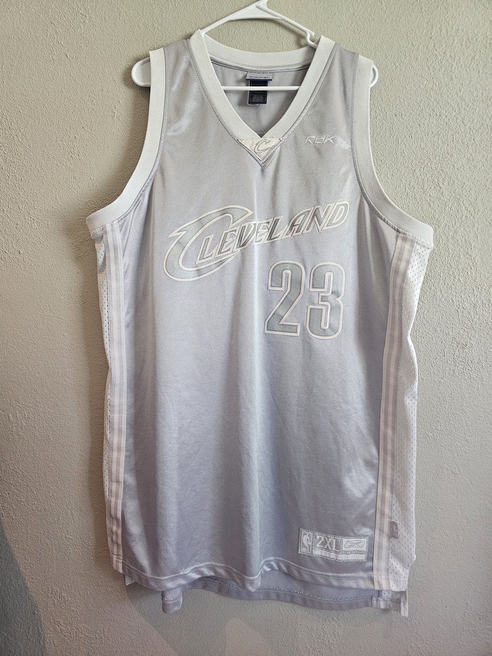 Rare Vtg LeBron Cleveland Cavaliers 2XL Jersey Silver Edition 2006 Reebok NBA